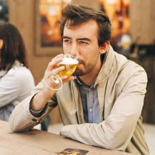 OMER 08 09 19 wallisannika com 7806 4 5